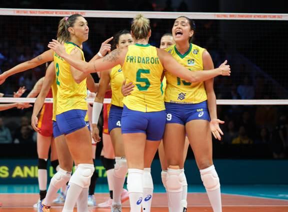 巴西女排爆料最新消息直播,揭秘备战奥运的幕后故事  第3张